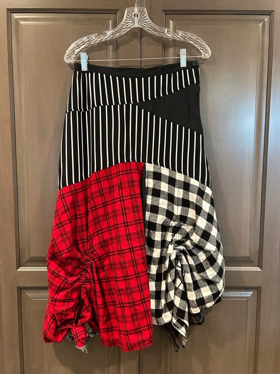 Dresses & Skirts - Mixed-Pattern Black, Red & White Patchwork Midi Skirt